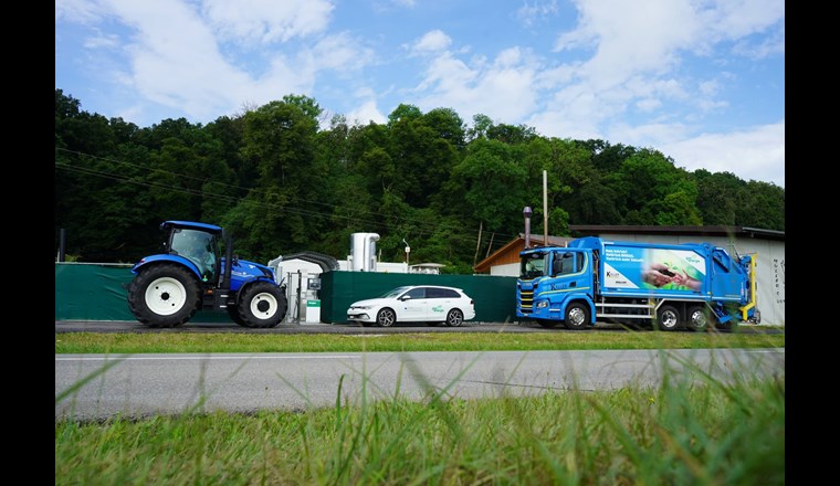 Tankstellen bei landwirtschaftlichen Biogasanlagen haben schweizweit ein grosses Potenzial. (Bild: ©CNG-Mobility / Ökostrom Schweiz)