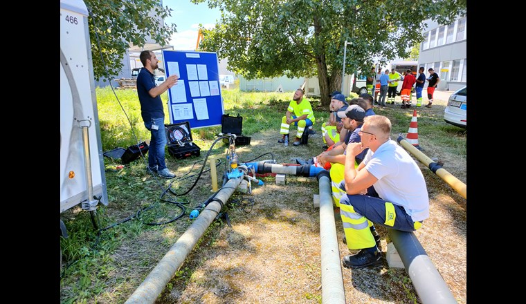 Das handlungskompetenzorientierte Unterrichten und die Teilnehmeraktivierung stehen im Zentrum der Ausbildung. (Bild: ©SVGW)