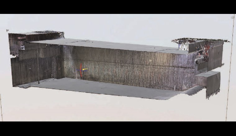 Durch eine mit mobilem Laserscanner aufgenommene Punktwolke, weiterverarbeitet als Mesh, können beliebige Schnitte gelegt werden.