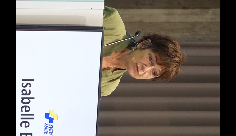 Isabelle Butty erläuterte die Erfolgsfaktoren 
für eine erfolgreiche Aussscheidung des Zuströmbereichs in ländlicher Gegend.