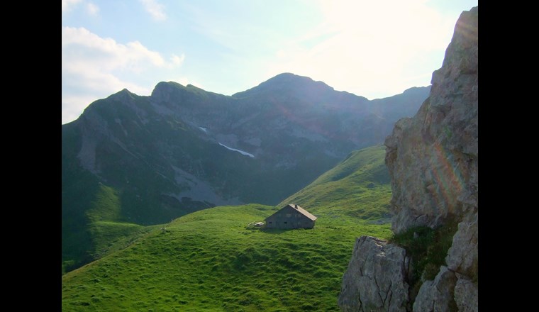 Kleinkläranlagen findet man vor allem an abgelegenen Orten. Im Bild: SAC-Hütte Chlus.