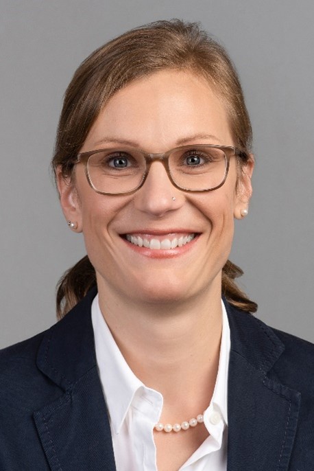 Monika Gehrig-Meier als Fachspezialistin Recht unterstützt den SVGW in juristischen Fragen.