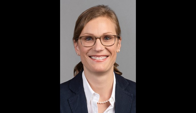 Monika Gehrig-Meier als Fachspezialistin Recht unterstützt den SVGW in juristischen Fragen.