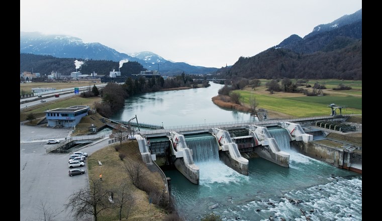 Axpo und Rhiienergie leisten mit der geplanten grünen Wasserstoffproduktion beim Wasserkraftwerk Reichenau einen wichtigen Beitrag zur Dekarbonisierung der Schweiz. (© Axpo)