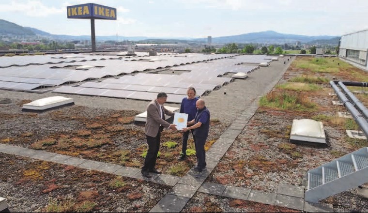 IKEA Spreitenbach setzt auf das zertifizierte Produkt «Regiowärme Pur+» von Limeco. (Bild: © Limeco)