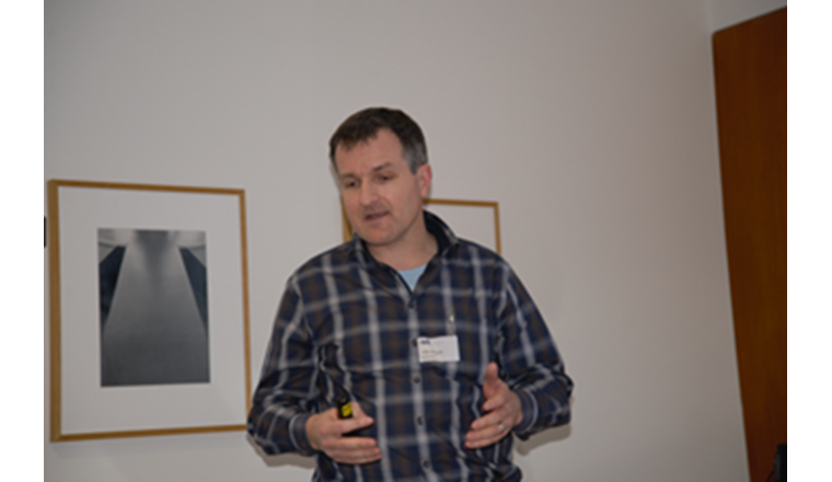 Gemeinsam können Energieversorger und Industrie einen wichtigen Beitrag zur Energiewende leisten, war Jörg Jermann (Powerloop) überzeugt: «Die Industrie verwendet erneuerbare Gase als Ersatztreibstoffe für die dezentrale Produktion von Strom und Wärme, und die Energieversorger verwenden überschüssige Wärme aus der Industrie in angrenzenden Wärmenetzen.»