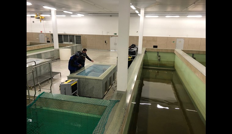 Impressionen von den Besuchen der beiden madagassischen Techniker bei den Wasserversorgungen in Lausanne, Freiburg und Zürich.