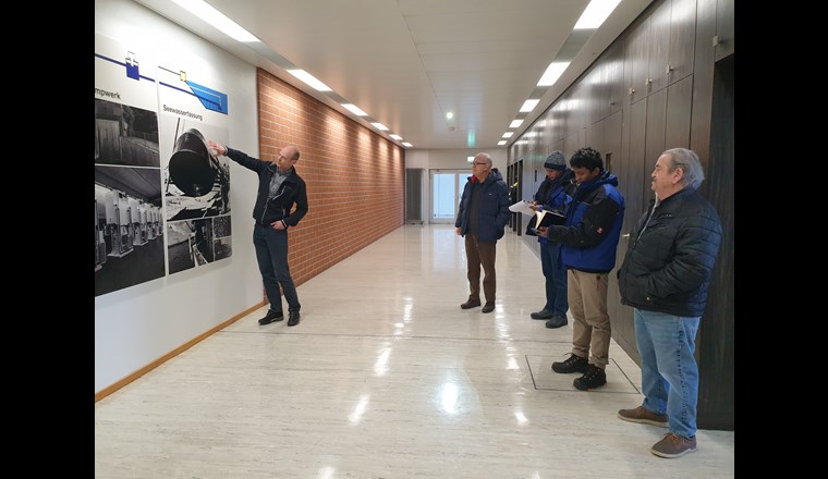 Impressionen von den Besuchen der beiden madagassischen Techniker bei den Wasserversorgungen in Lausanne, Freiburg und Zürich.