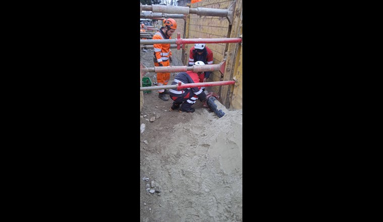 Impressionen von den Besuchen der beiden madagassischen Techniker bei den Wasserversorgungen in Lausanne, Freiburg und Zürich.