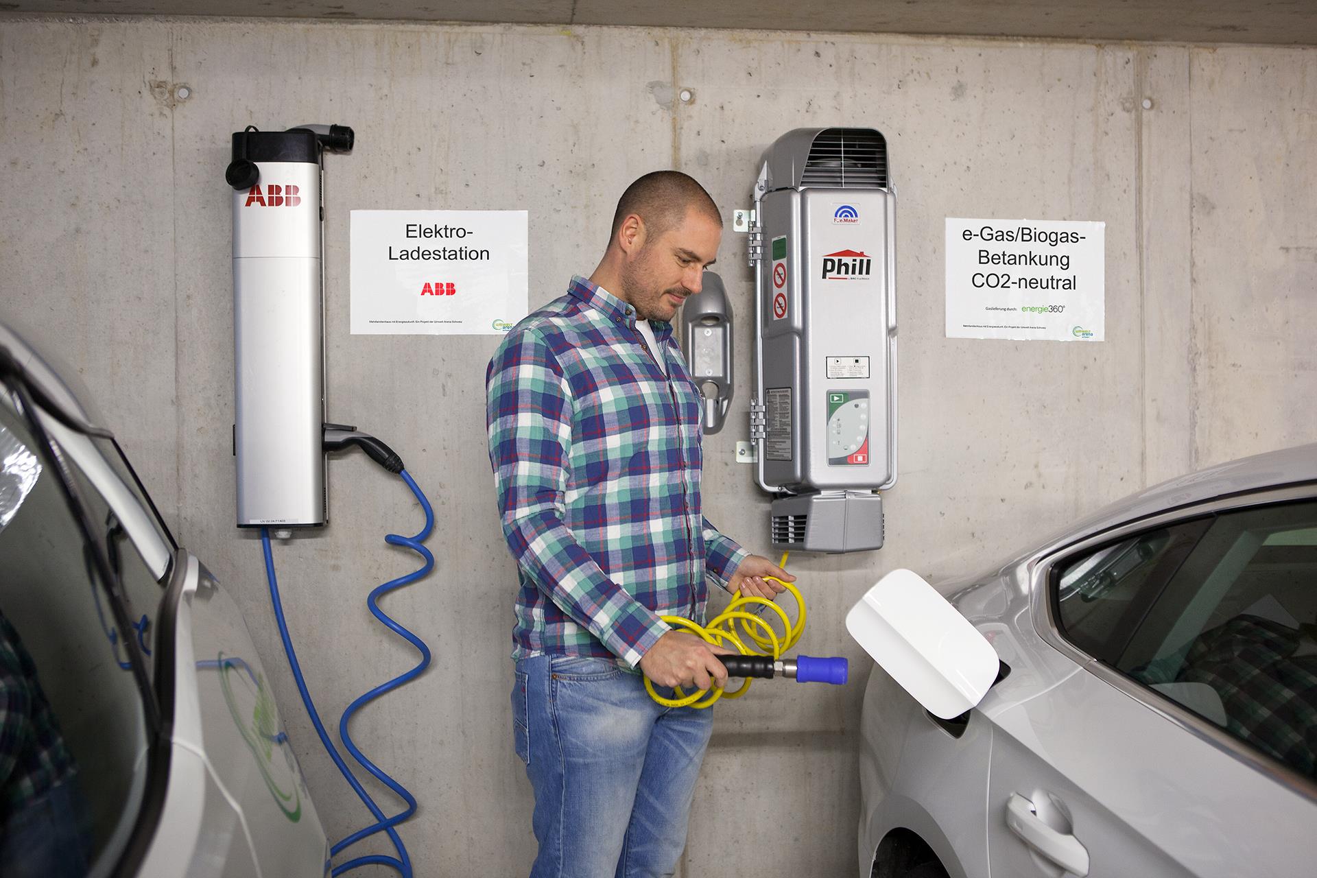 Dank der Kombination von Photovoltaik, Power-to-Gas und Hybridbox steht im «Mehrfamilienhaus mit Energiezukunft» zu jeder Jahreszeit ausreichend Energie für Wohnen und Leben, aber auch ausreichend Strom und e-Gas/Biogas für den Betrieb von Elektro- und Gasfahrzeugen (erneuerbare Mobilität) zur Verfügung. 