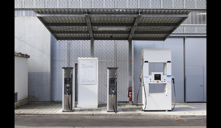 Die Tankstelle der Zukunft setzt auf mehr Serviceleistungen und ein vielseitiges Angebot an Treibstoffen, unter anderem Wasserstoff.