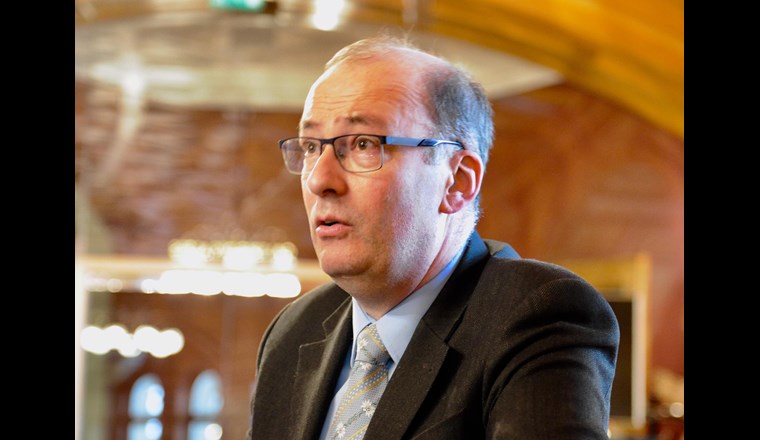 «Wenn die Leute erfahren, welche riesige Frachten an Medikamenten in unsere Gewässer gelangen, möchten sie vielleicht kein Seewasser mehr trinken.», mutmasst der Bauernverbandspräsident. 