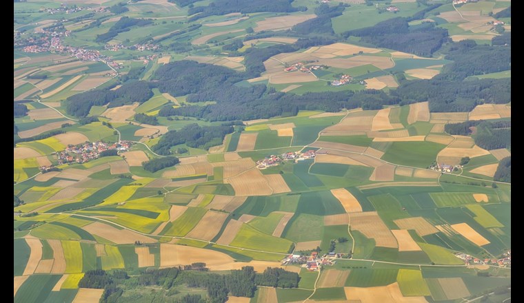 Der Zuströmbereich Zu ist ein zu wenig beachtetes Element des planerischen Grundwasserschutzes. ((©jordachelr/123RF.com)