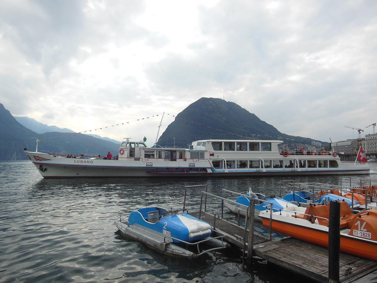 Ein Passagierschiff auf dem Lago di Lugano soll demnächst versuchsweise auf verflüssigtes Erdgas umgerüstet werden.