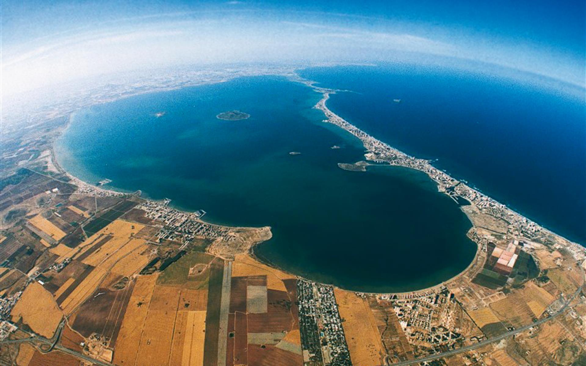Das «Mar Menor» in der spanischen Provinz Murcia ist Europas grösstes salzhaltiges Binnengewässer.  Foto: Ayuntamiento Cartagena
