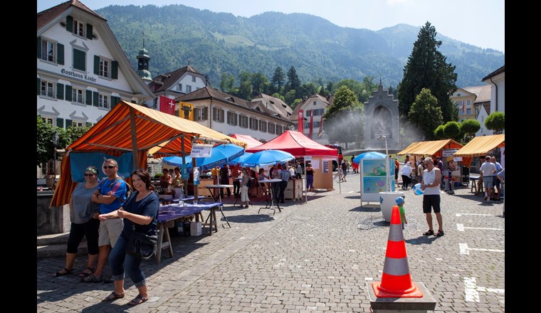 125 Jahre Wasserversorgung: Zum Jubiläum gab's ein Fest im Zentrum von Stans.