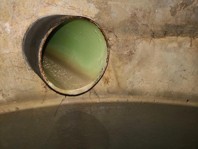 Die Obere Weisstannenquelle im Gemeindegebiet von Oberägeri ist nahezu ausgetrocknet. (Foto: Gemeinde Oberägeri)