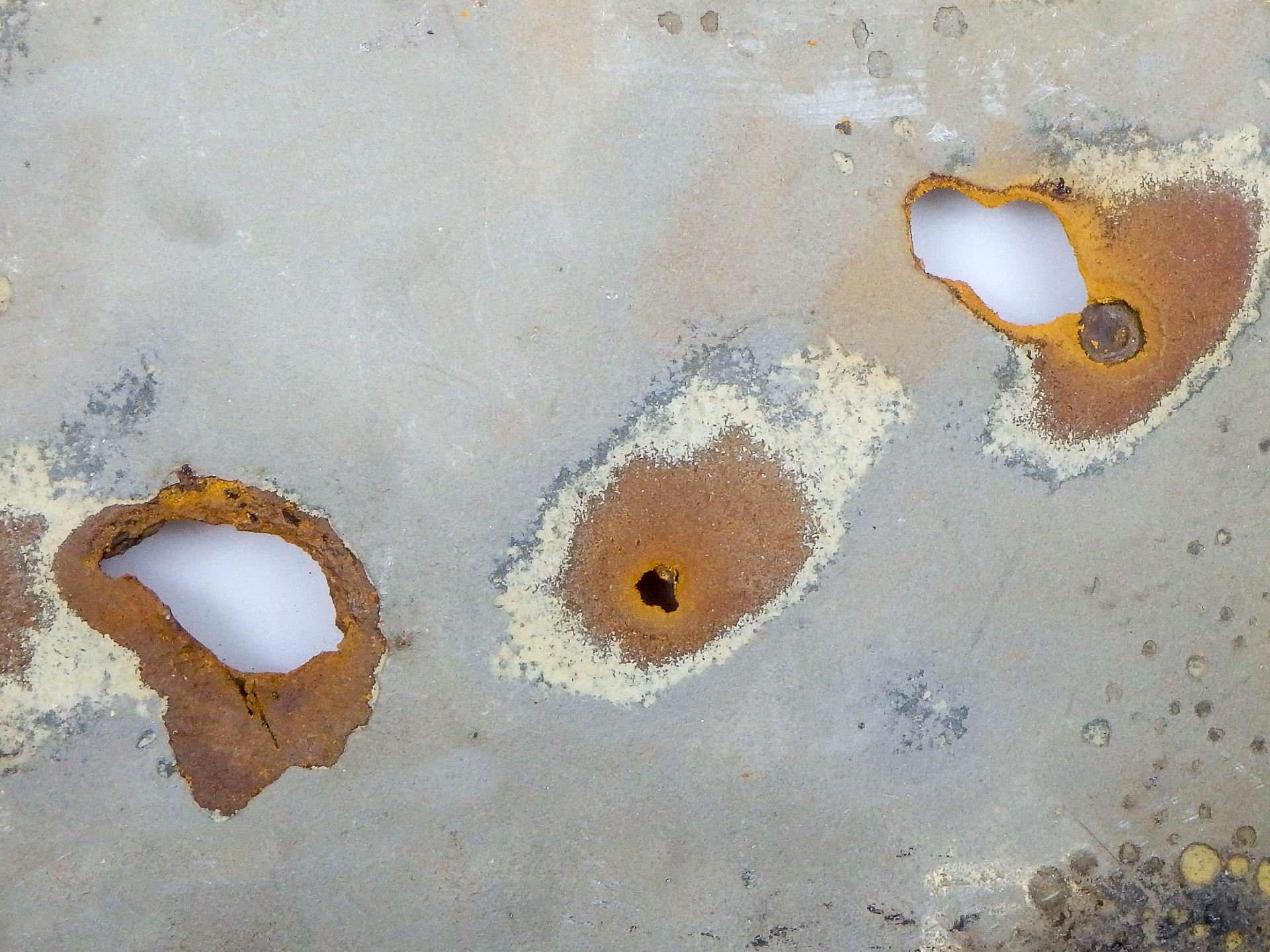 Die Richtlinie C5 der SGK für den Korrosionsschutz von erdverlegten Behältern wurde überarbeitet und liegt neu vor. Wesentliche Änderungen betreffen den Gültigkeitsumfang. Neu werden neben erdverlegten Tanks für Heizöl und Flüssiggas auch solche zur Lagerung von Biogas oder Wasser miteingeschlossen.