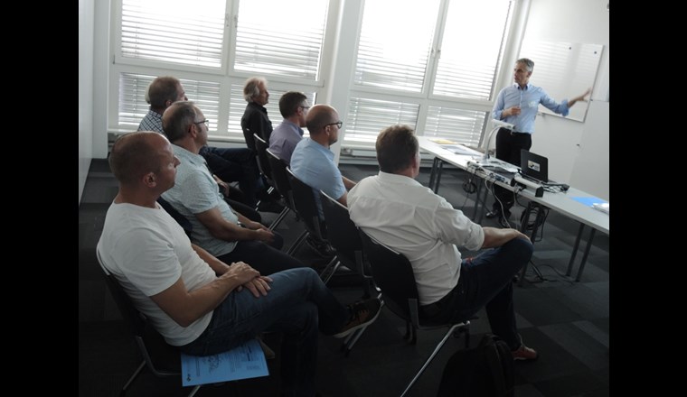 Cosimo Sandre erklärte die überarbeitete Richtlinie zur Löschwasserversorgung.