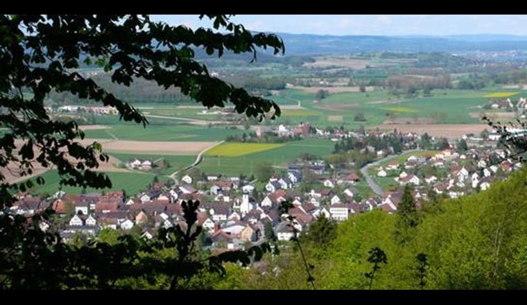 Ramsen im Kanton Schaffhausen: Die Ausscheidung des Zuströmbereichs wurde aufgrund des Befundes von Bentazon im Trinkwasser durchgeführt. (Foto: Gemeinde Ramsen)