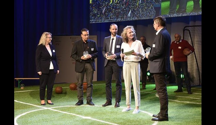 Ein Lego-Haus als Innovationsbeschleuniger -  das von Empa und Eawag 2016 initiierte «living lab» NEST hat den Spezialpreis Transition gewonnen.