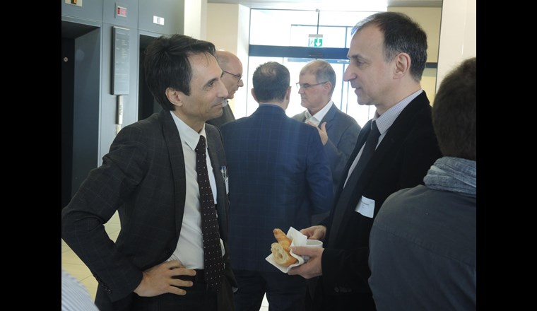 FOWA-Teilnehmer im Dialog...