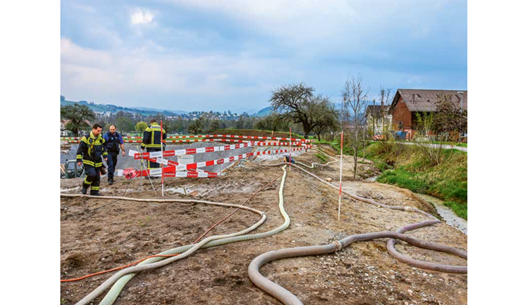 Im April 2017 gelangte in Abtwil verschmutztes Abwasser in den Mülibach. Foto: Polizei St.Gallen