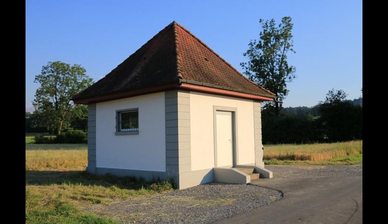 Die Wasserversorgungsgenossenschaft Neuenkirch versorgt das Dorf Neuenkirch, den Ortsteil Sempach Station und umliegende Höfe und Quartiere mi Trink- und Löschwasser.