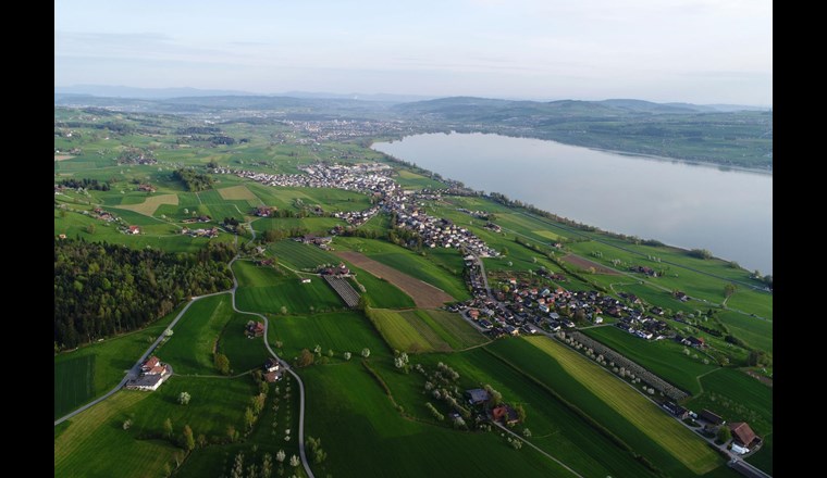 Sempachersee,  (c) Manfred Thuerig/123rf.com