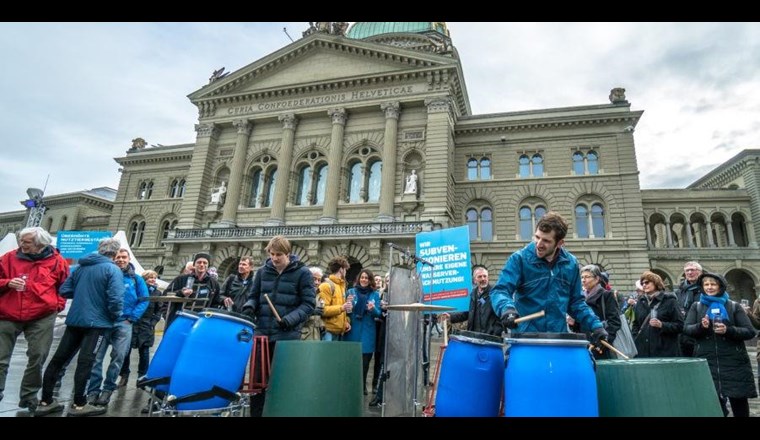 Auch im ersten Quartal 2019 war die «Trinkwasser-Initiative - sauberes Wasser für alle» ein viel diskutiertes Thema in den Medien.