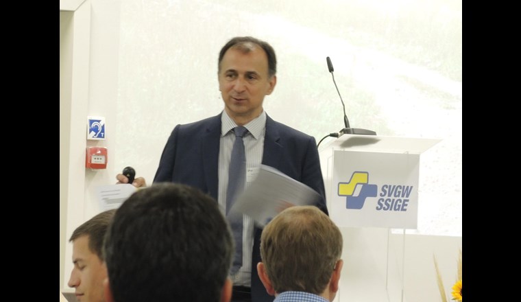 SVGW-Vizedirektor André Olschewski moderierte das Forum Wasser.