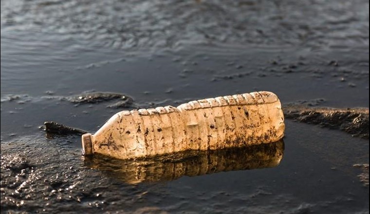 Der Fokus der Empa-Studie lag auf den Kunststoffen Polyethylen, Polypropylen, Polystyrol, PVC und PET, wie sie zum Beispiel in Verpackungen, Textilien oder Landwirtschaftsfolien eingesetzt werden.