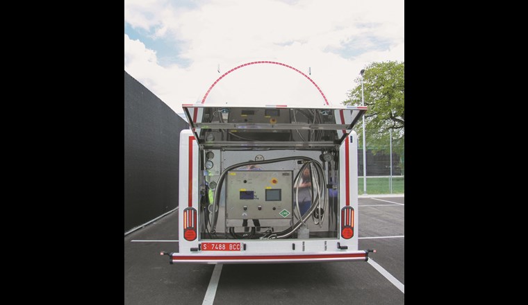 Seit Juni werden mit mobilen LNG-Tankstellen erste Erfahrungen in der Schweiz gesammelt.