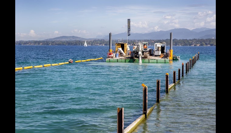 Die entstehende Pumpstation Vengeron am Genfersee. Sie ist der Kern des ökologischen Wärmenetzes GeniLac. Mit dem Projekt will Genf seine CO2-Emissionen um bis zu 70 000 Tonnen pro Jahr senken. (Bild: SIG/M. Girardin)