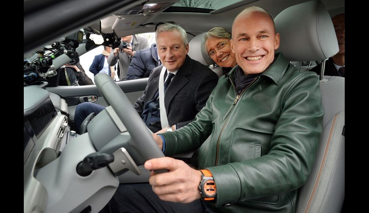 Eine ganze Reihe prominenter Gäste begleitete ihn auf der Rekordfahrt. (Bild: Hyundai)