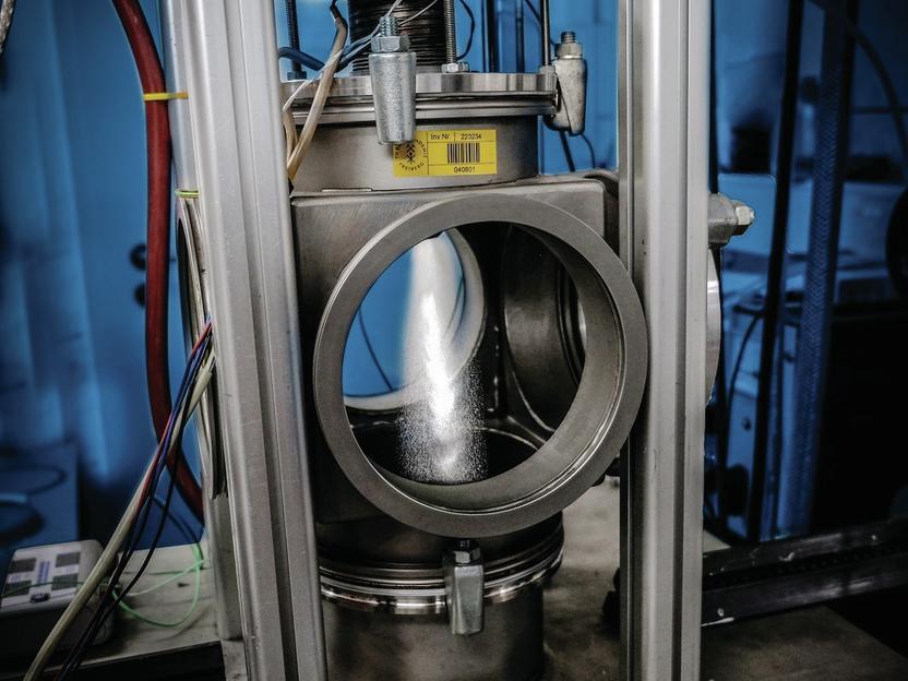 Einblick in die Forschung gegen Mikroplastik. (Foto: TU Bergakademie Freiberg/Mario Köhler)