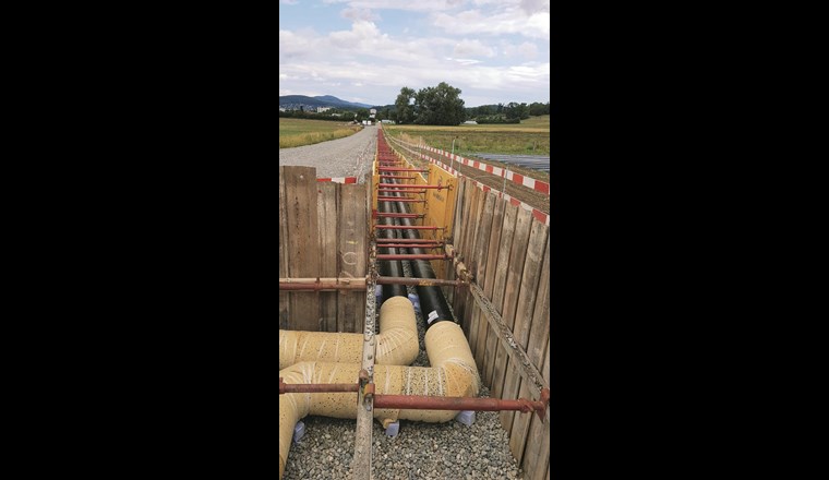 Versorgungsleitung DN 200 mit Dehnbogen