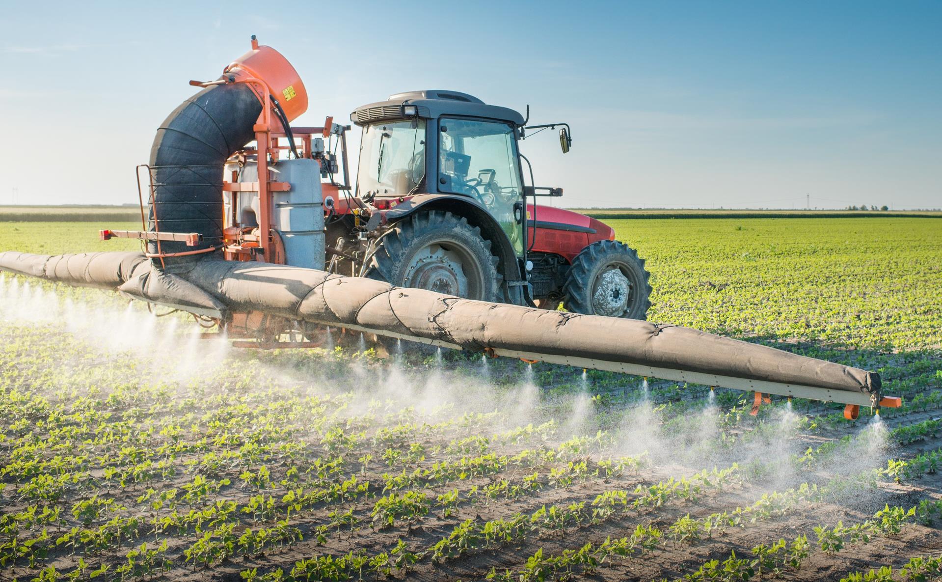 Der Bundesrat plant für die Schweizer Landwirtschaft die verschiedensten Reformen - auch beim Einsatz von Pestiziden. (Foto: 123rf.com/Dusan Kostic)