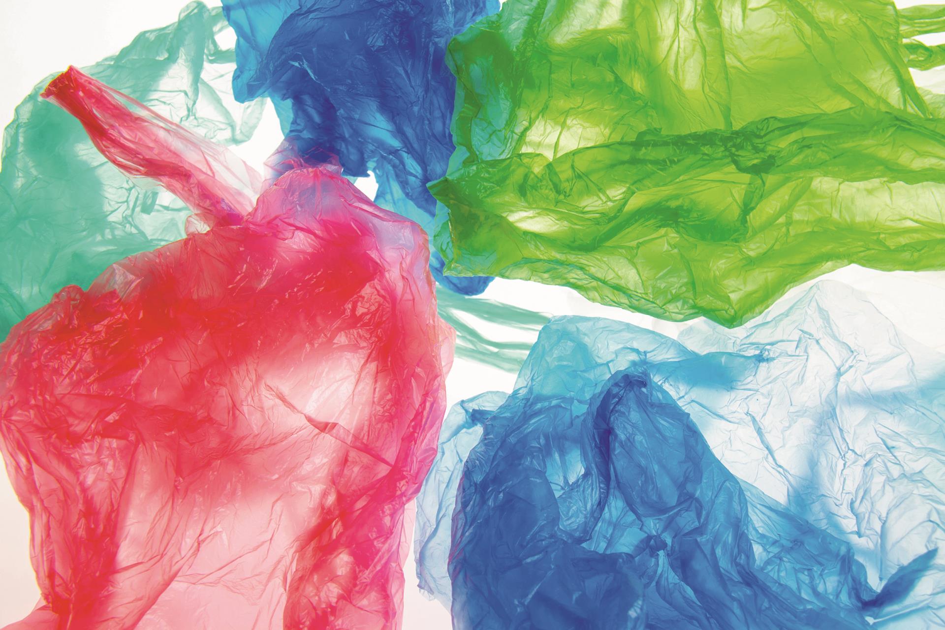 Quantifizierung der Freisetzung von Mikro- und Makroplastik in die Schweizer Umwelt (Bild: 123RF.com)