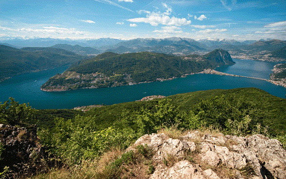 Die Zirkulation der Seen und damit die Versorgung des Tiefenwassers mit Sauerstoff wird sich künftig voraussichtlich weiter verschlechtern.  (Foto: Bafu)