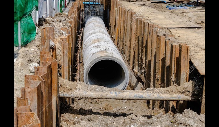 Die Unternehmen und Fachkräfte der Entwässerungstechnologie verfügen über die notwendigen Spezialkenntnisse und Kompetenzen, um den Kanalunterhalt ohne weitere Gefährdung der Mitarbeitenden vornehmen zu können.  (Foto: Sanphet Pruksaritanon/123rfcom)