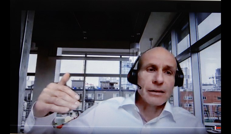 ... Kurt Seiler vom Interkantonalen Labor in Schaffhausen ...