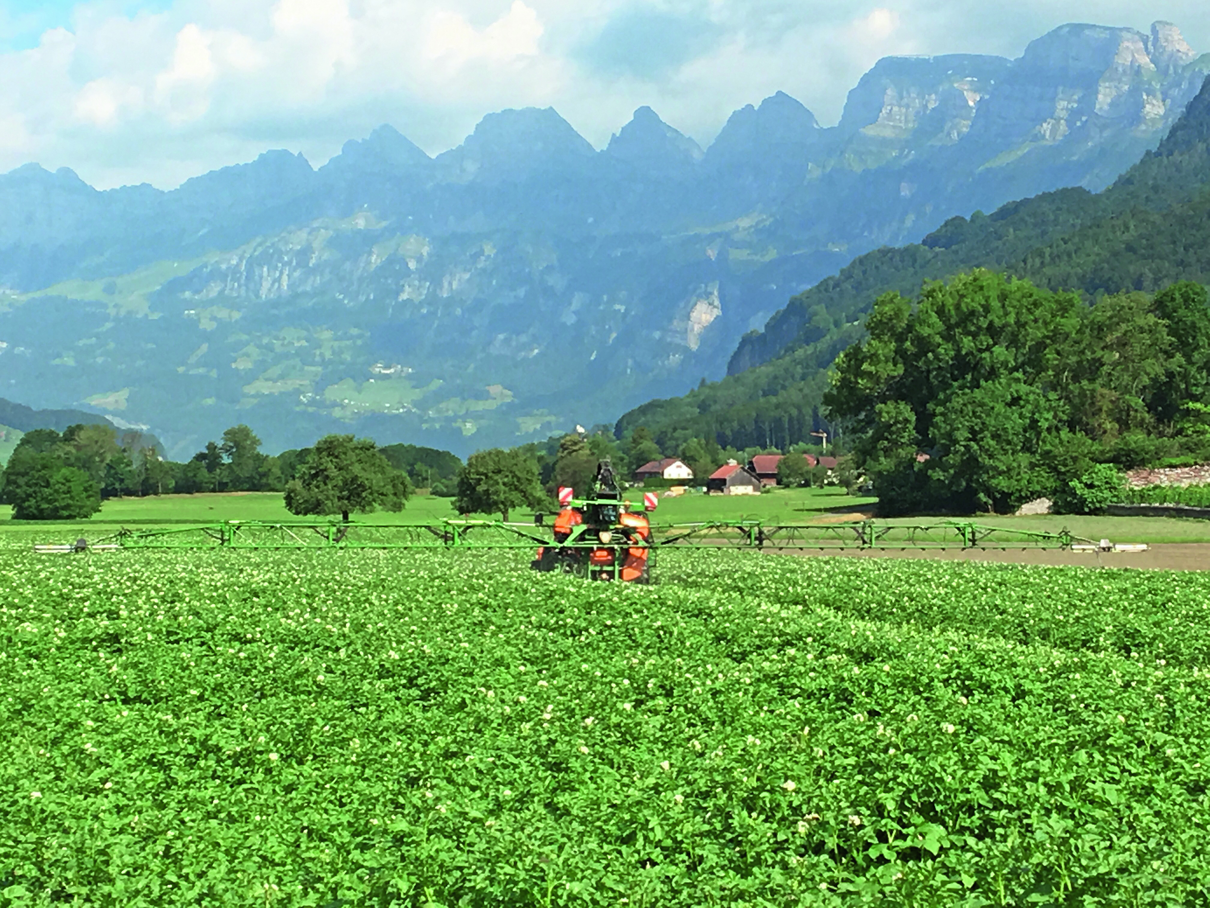 Neues Anlagenkonzept von Waschwässern der Landwirtschaft, um Pestizideinträge in die Umwelt zu vermeiden.