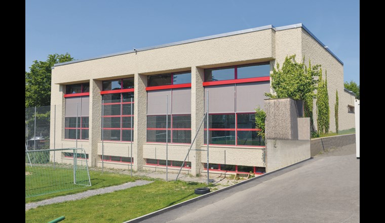 Die Turnhalle des Schulhauses Feldmeilen (Quelle: Hoval AG)