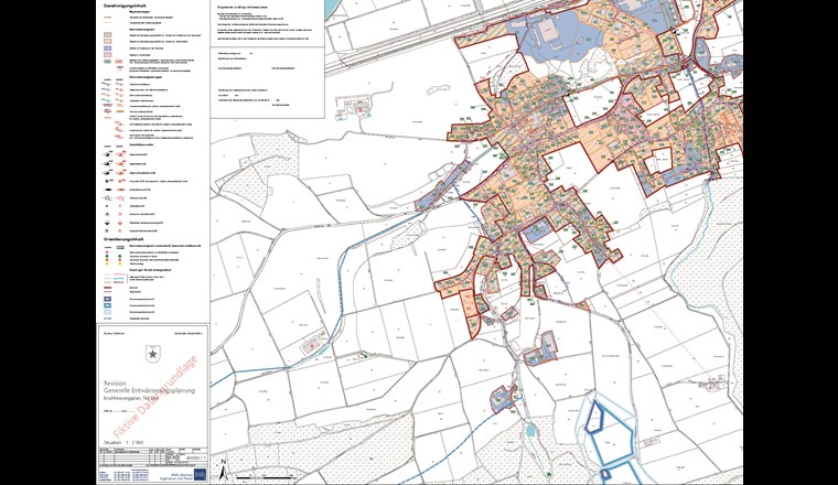 Fig. 2 Mit strukturiert gespeicherten Daten lassen sich automatisiert Plandarstellungen generieren (Beispiel «GEP-Erschliessungsplan» 
des Kantons Solothurn)