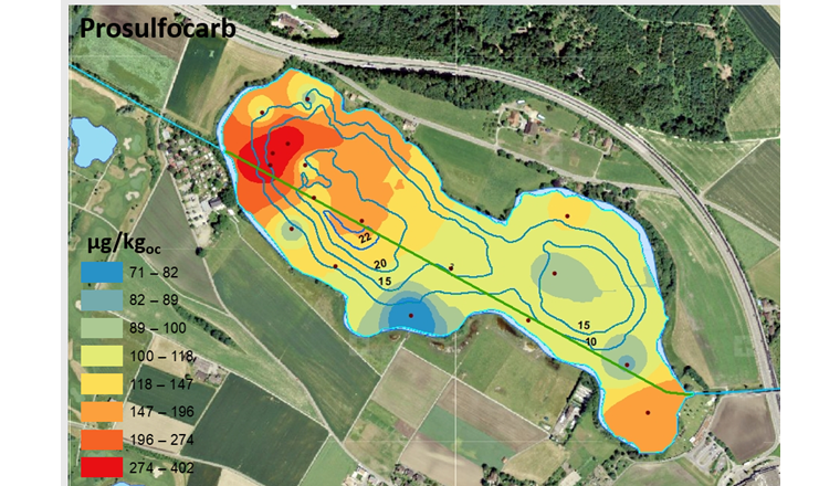 Räumliche Verteilung des Herbizids Prosulfocarbi in den Oberflächensedimenten des Moossees. Rot steht für hohe Konzentration, blau für tiefe. (© A. Chiaia-Hernández)