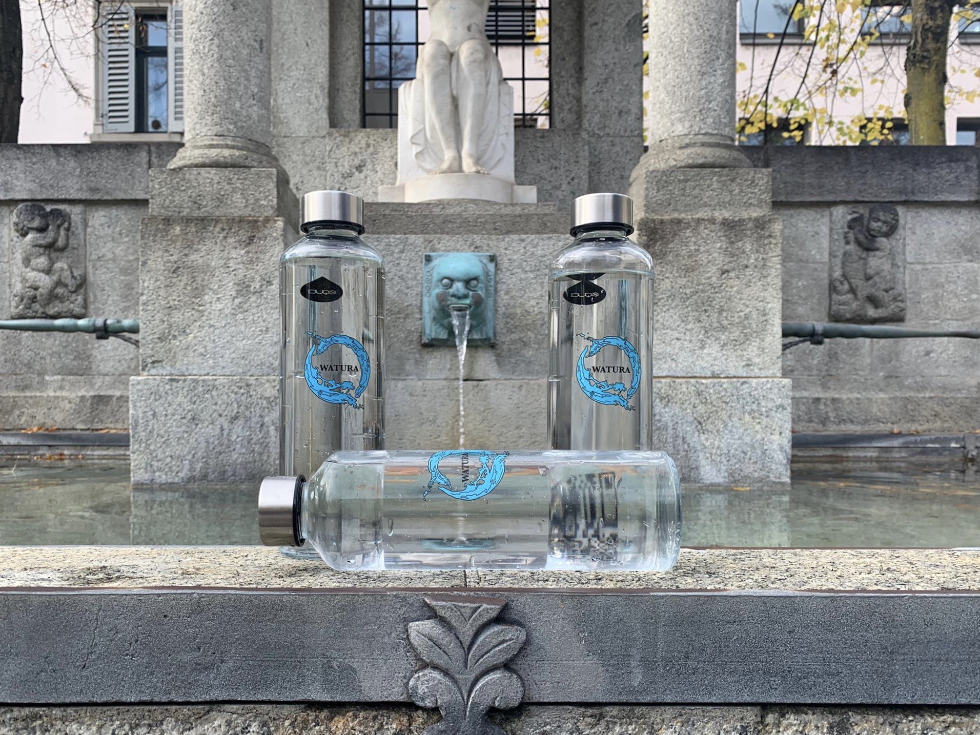 Wasser ist zentral für das Start-Up «Watura», das Element spiegelt sich im Namen wie auch im Logo wider. (©Watura)