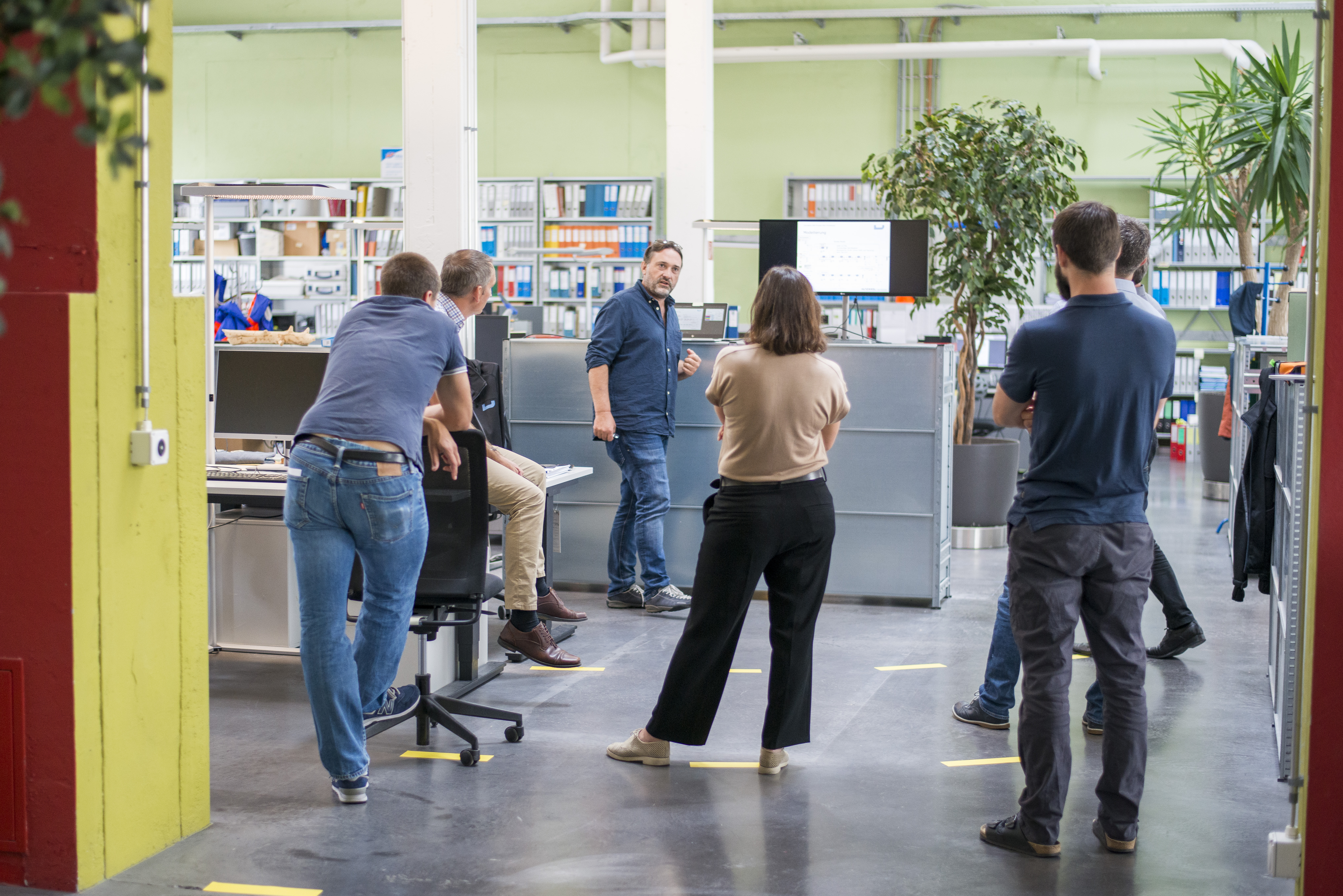 Home office oder Büro mit Schutzvorkehrungen. Foto: Hunziker Betatech AG