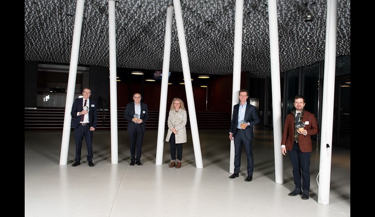 Gewinner der Kategorie Energieeffiziente Mobilität: Hydrospider AG, Hyundai Hydrogen Mobility AG, H2 Energy AG, Förderverein H2 Mobilität Schweiz - ein Netzwerk engagierter Unternehmen, das den Schwerverkehr in der Schweiz mit Wasserstoff klimaneutral machen will. (© BFE)