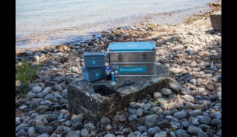 Vermittlungskoffer «Wasserqualität und Mikroplastik» (Bild: Seemuseum Kreuzlingen)